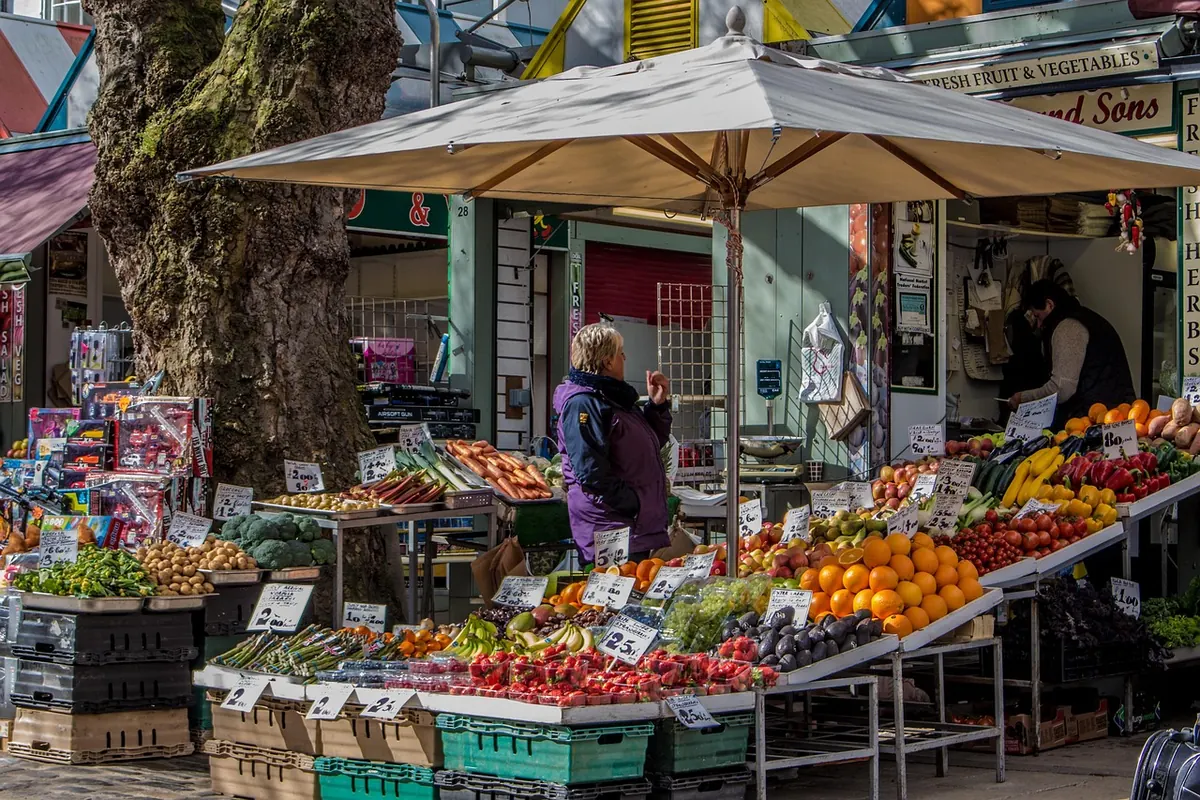 Local Retail Events: How to Score Deals at Pop-Up Shops